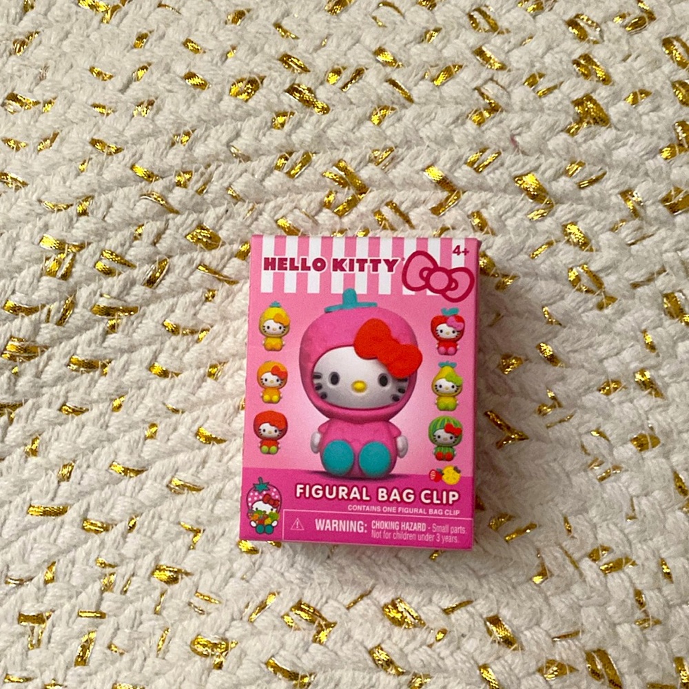 Hello kitty figural bag clip